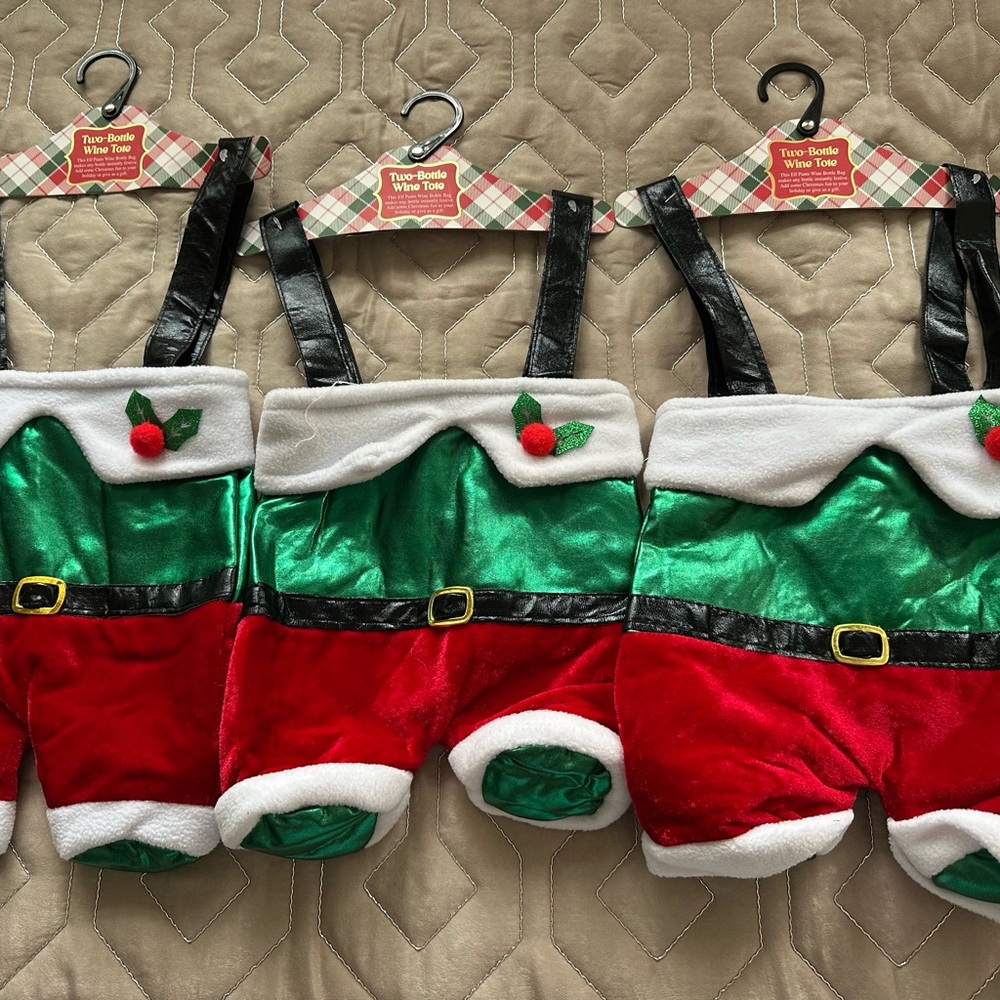 🆕Bundle of 3-Two-Bottle Christmas Wine Totes